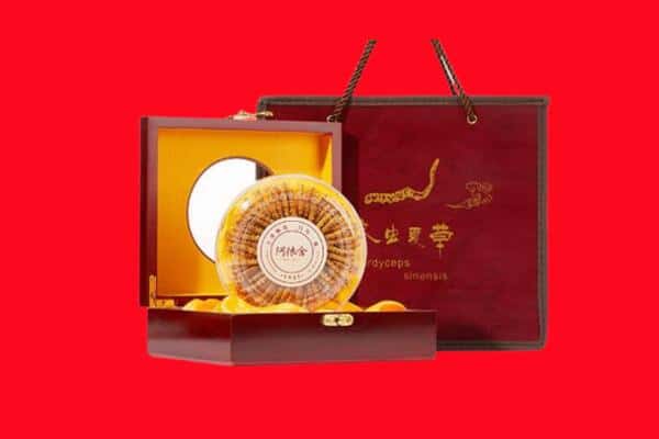 收购资讯:永嘉县回收冬虫夏草是按克吗